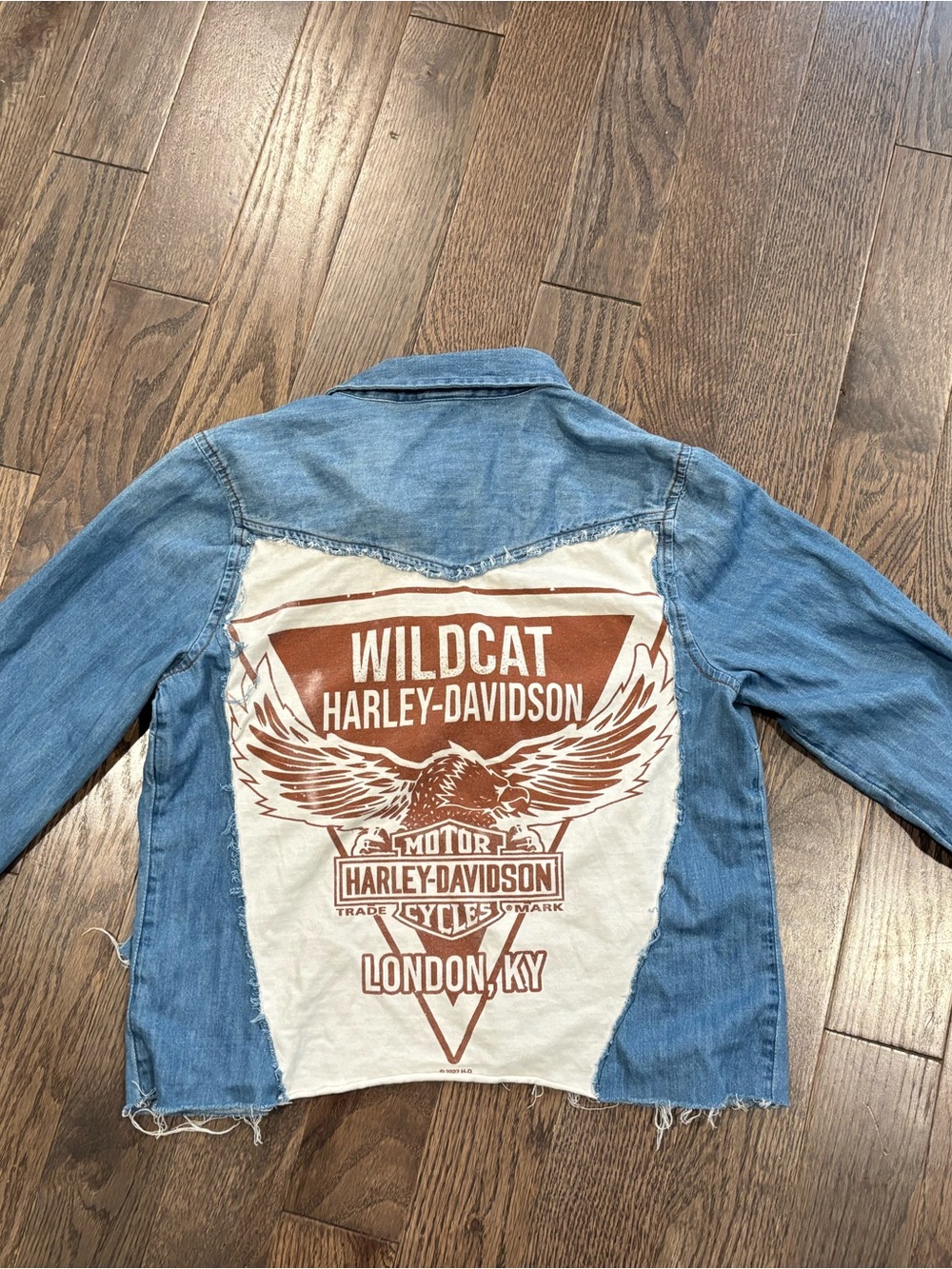Harley-Davidson Blue Denim Jacket with Cream Back Panel and Brown Graphic size S